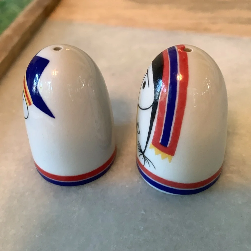 Vintage Nordic Arabia Sapmi salt and pepper shaker set, EUC
